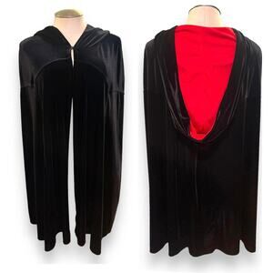 Torrid 1/2 Black Goth Red Hooded Costume Velvet Open Front Cloak Cape Halloween‎